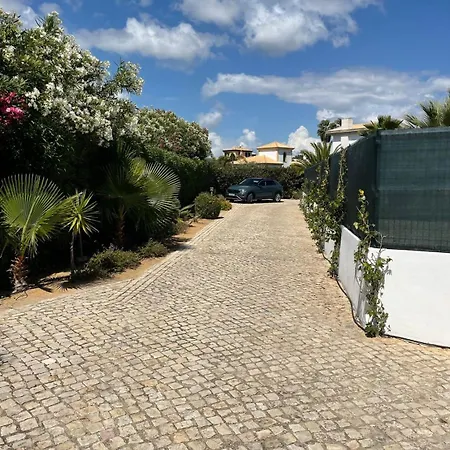 Vila Ben - Private Pool Garden, Sun Day